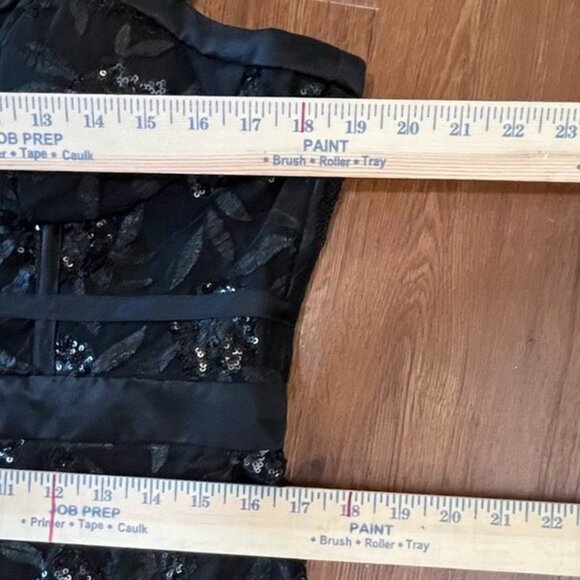 Blondie Nites Black Sequin Floral A-Line Formal Dress Gown Size 17 - Picture 7 of 14